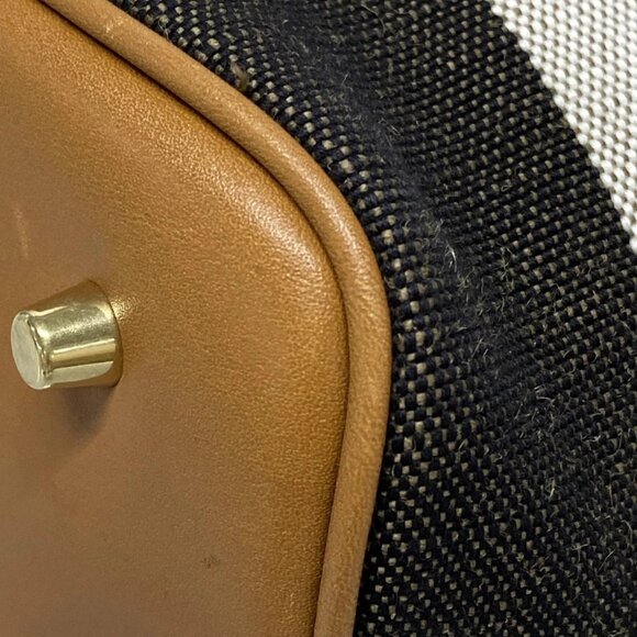 Auth Burberry 3945742 Beige Black Multi Canvas Leather Handbag - Picture 6 of 16